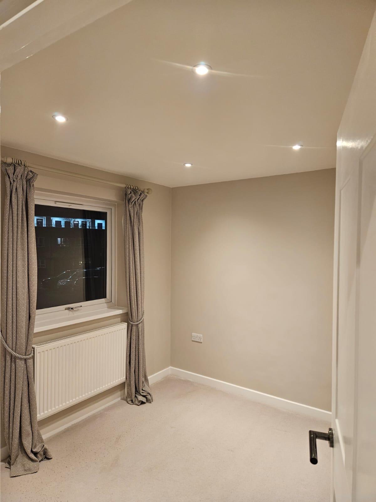 painter and decorator near me Palmers Green